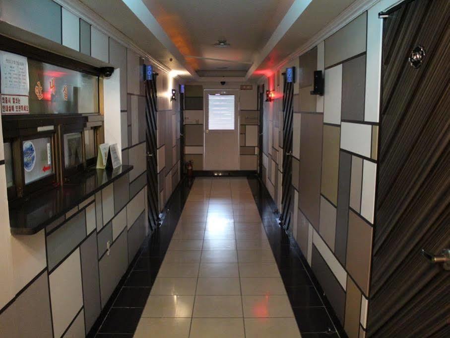 Venus Motel Ulsan Luaran gambar